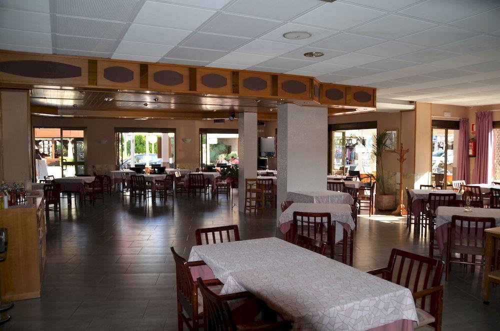 Hostal Neptuno Caces Exterior foto