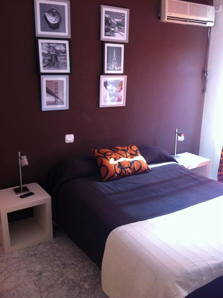Hostal Neptuno Caces Exterior foto