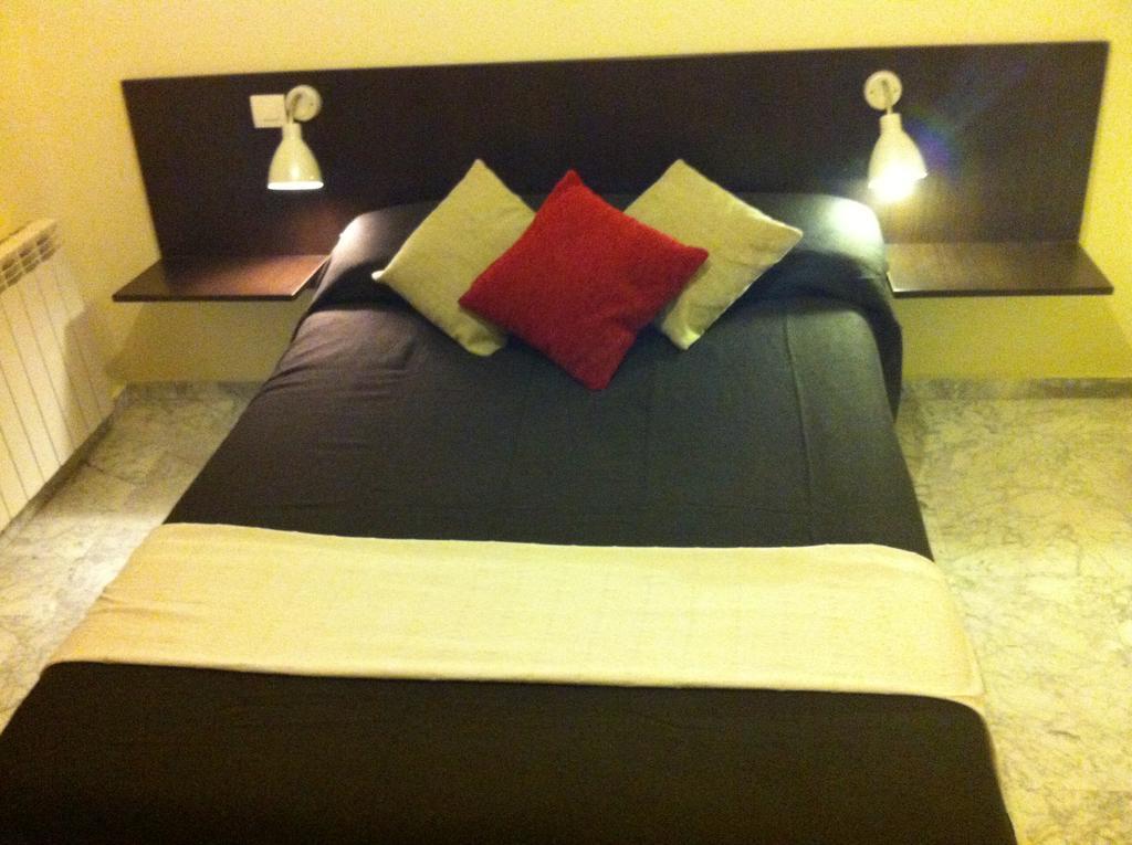 Hostal Neptuno Caces Exterior foto